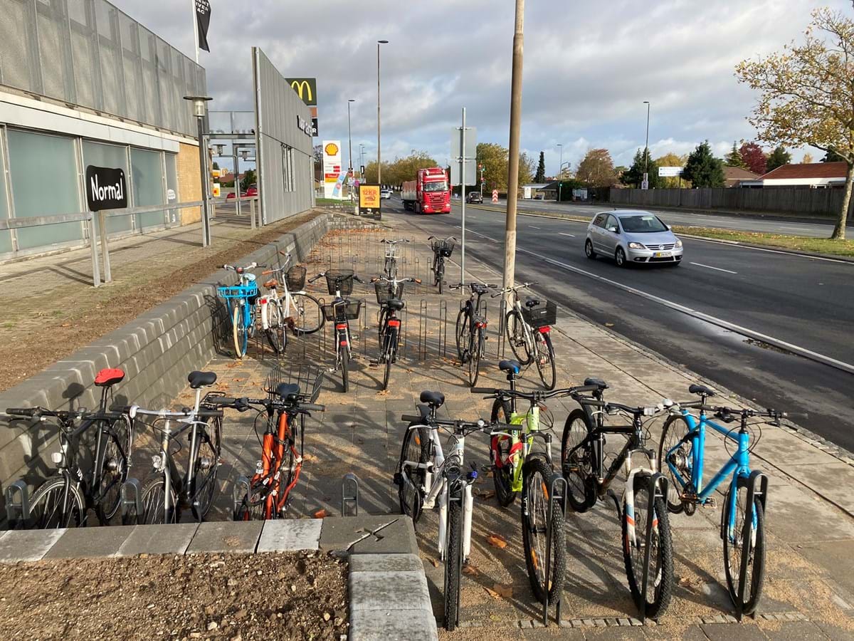 Cykelparkering ved Tarup Center